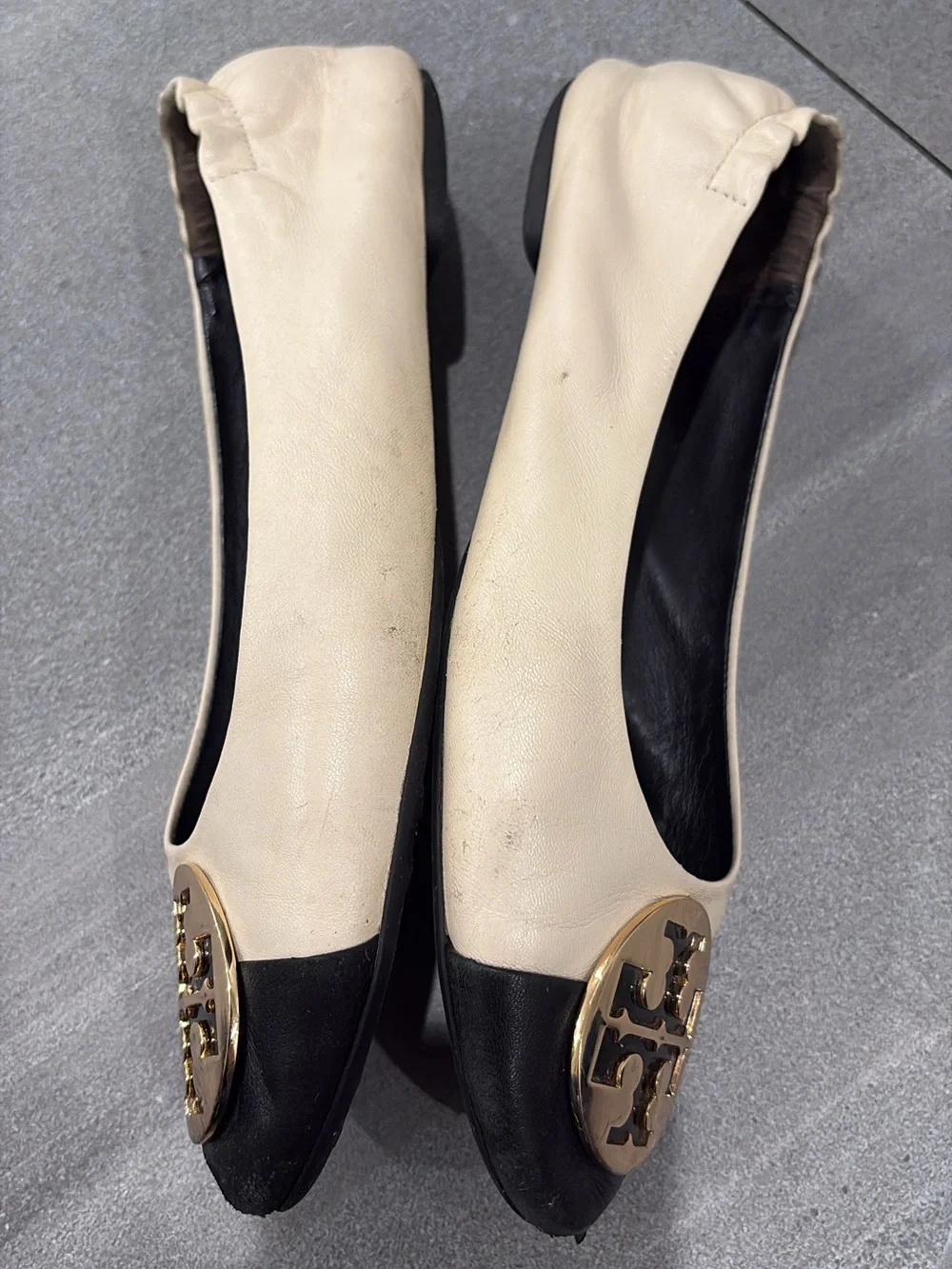 Tory Burch Two-Tone Cream and Black Leather Logo Ballet Flats